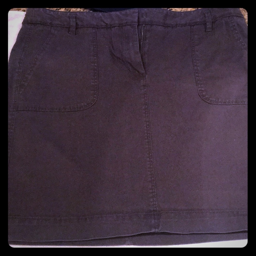 LOFT gray skirt